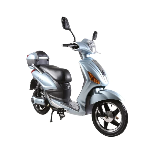 ZT-09 Seniorenfahrzeug Blausilber vor heller Wand