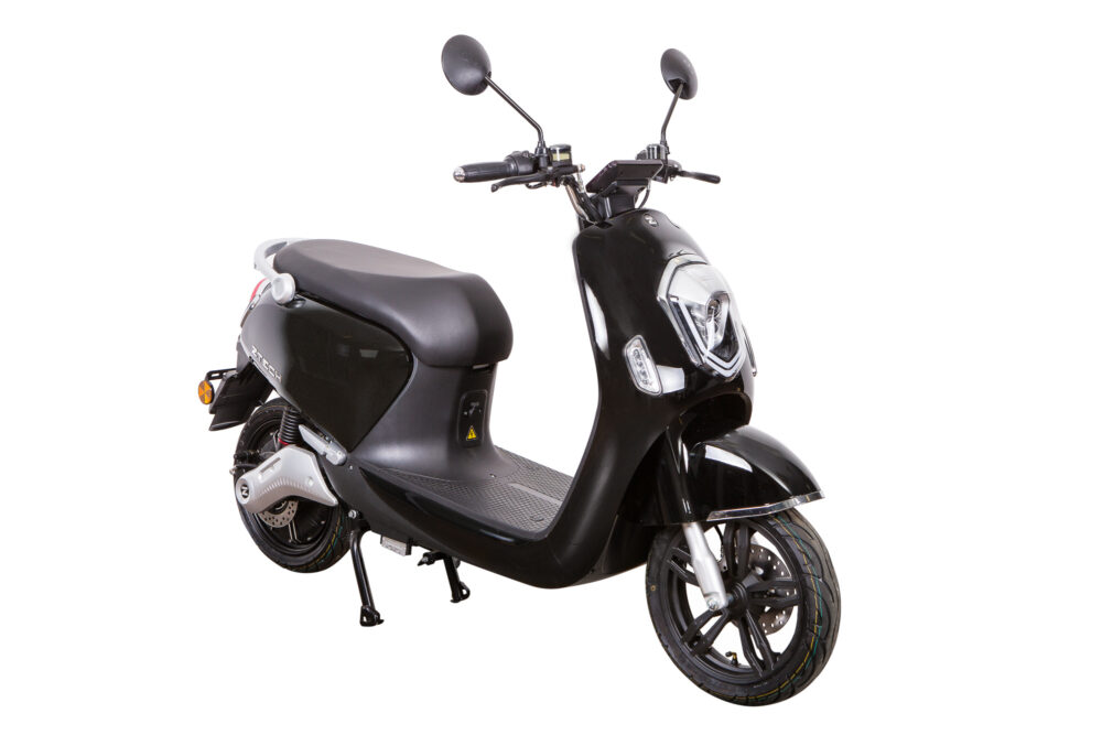 ZT-23 Scooter in Schwarz, seitlich fotografiert